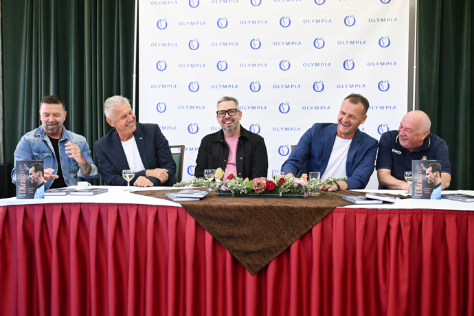 FOTO: Humor tekl proudem. – stránka 1