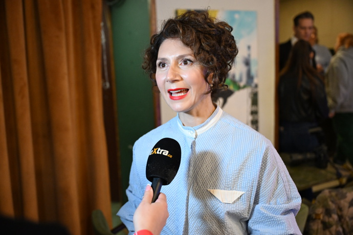 FOTO: Martha Issová během rozhovoru pro eXtra.cz. – stránka 4
