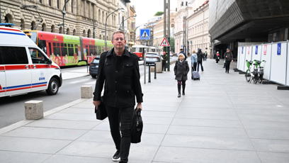 FOTO: Aleš Cibulka přišel dát poslední sbohem Jiřímu Štěpničkovi.