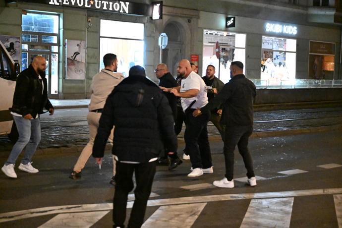 FOTO: Zdeněk vyzval do souboje Patrika Kotlára kvůli jeho chování. – stránka 14