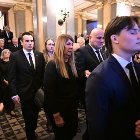 Pohřeb Jiřího Štěpničky byl velmi emotivní. Málokdo dokázal udržet slzy.