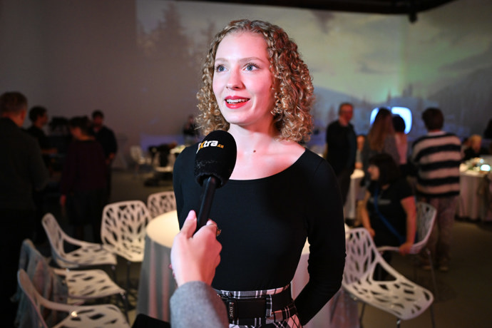 FOTO: Herečka Lucie Ducháčková během rozhovoru pro eXtra.cz. – stránka 2