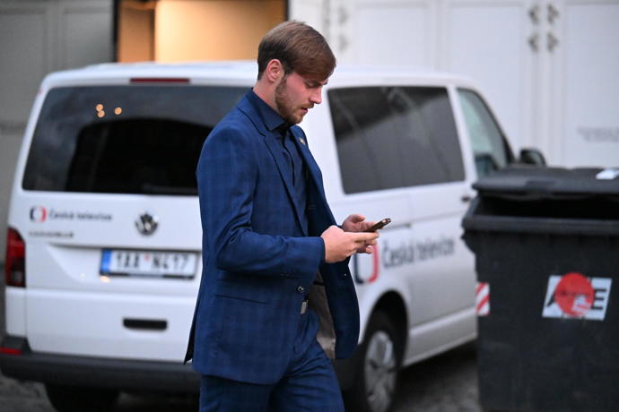FOTO: Dominik Vodička naopak dorazil sám. – stránka 251