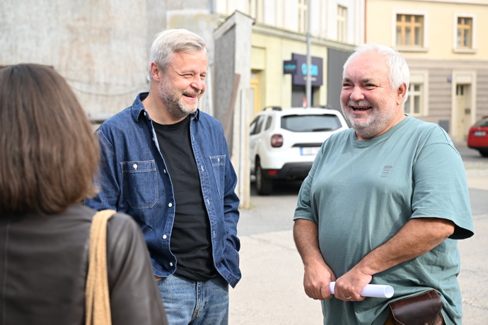 FOTO: Dorazil i herec Václav Svoboda. – stránka 10
