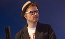 Ve věku 49 let zemřel ředitel Evropy 2, hudebník a bývalý člen kapely Eddie Stoilow David Šmídt.