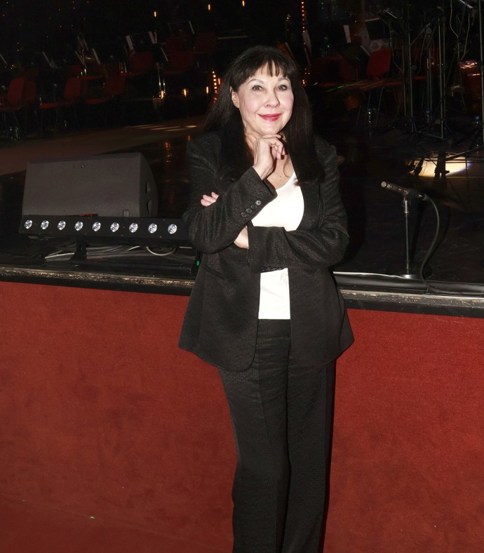 FOTO: Dagmar Patrasová vyrazila na finálový večer pěvecké soutěže Bon Art Junior Fest. – stránka 2