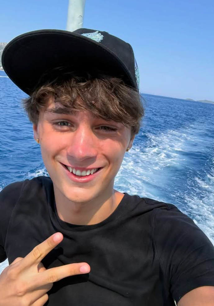 FOTO: Nejmladší účastník Prostřeno! v prvním díle omdlel. – stránka 2