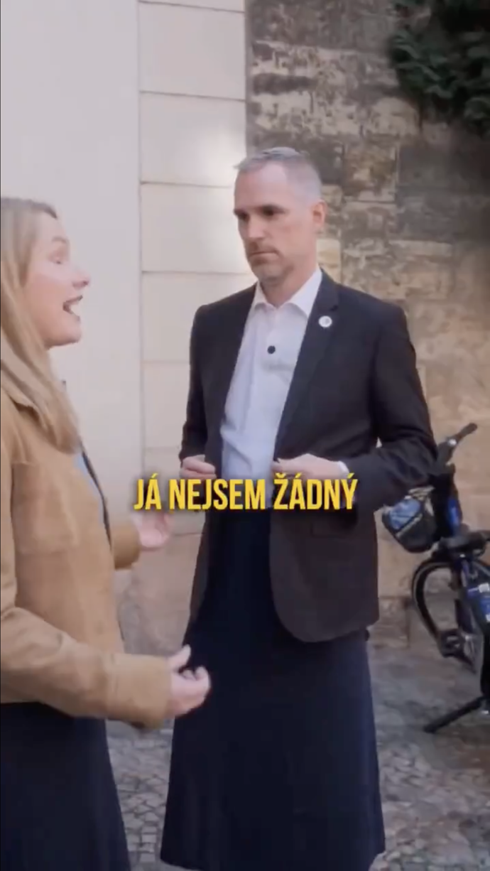 FOTO: Kandidátka na primátorku se od svého předchůdce snažila jasně odlišit. – stránka 1