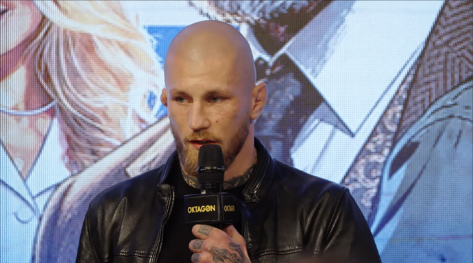 FOTO: Dominik Humburger spytoval svědomí.