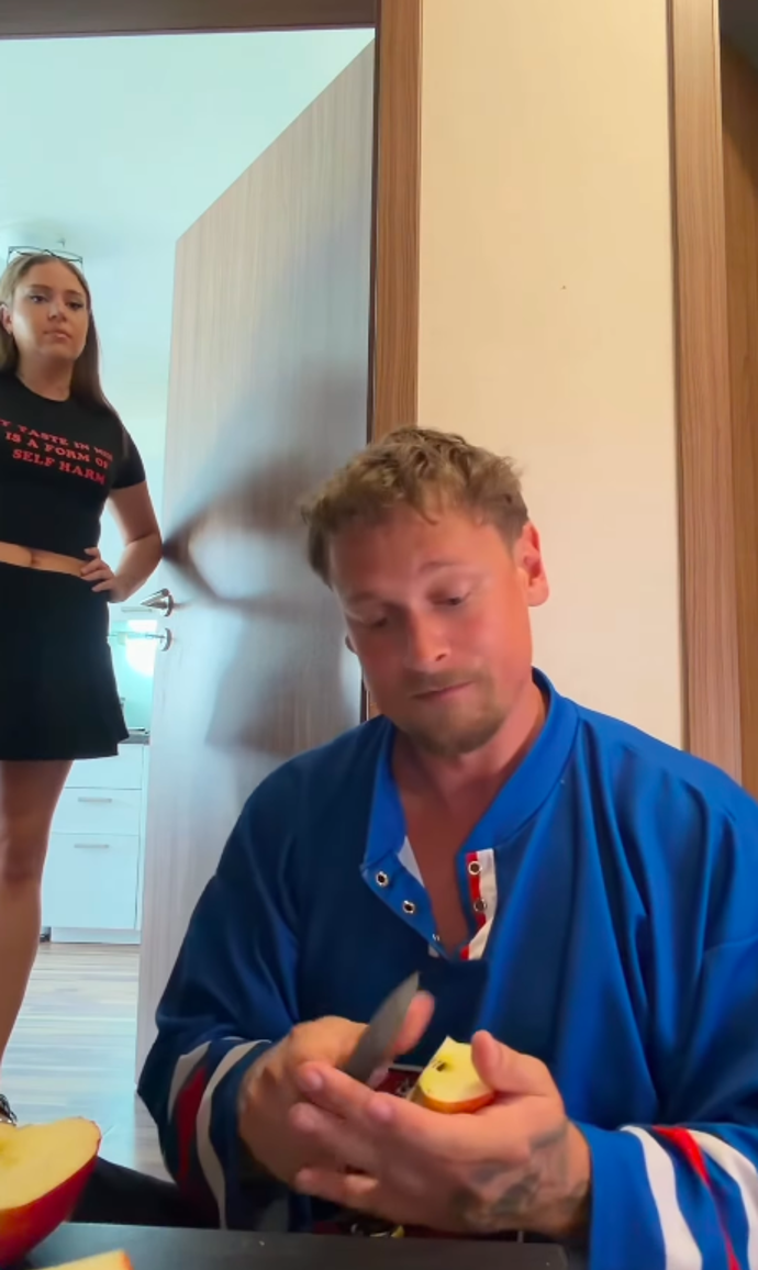 FOTO: Luisa se někdy k natáčení přidala také. – stránka 2
