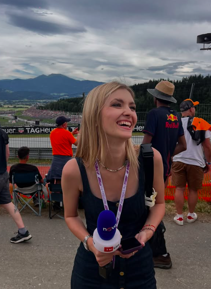 FOTO: Karolína Bulisová – stránka 1