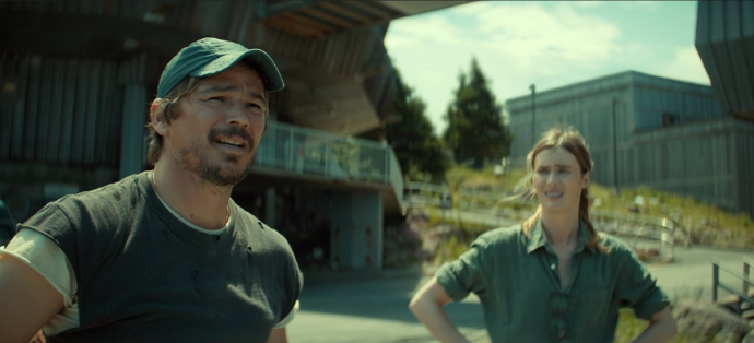 FOTO: Josh Hartnett v seriálu Tam dole. – stránka 5