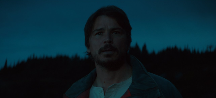 FOTO: Josh Hartnett v seriálu Tam dole. – stránka 3