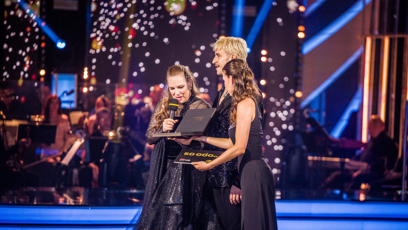FOTO: Filip a Petra dostali na rozloučenou dárek.