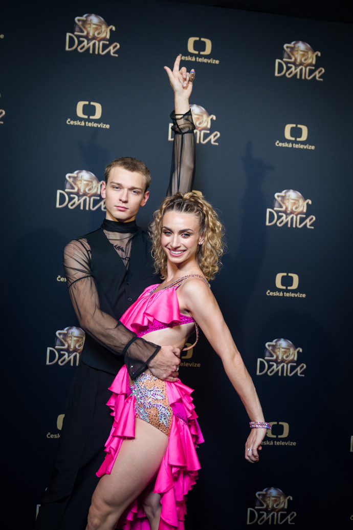 FOTO: Tomas Sean Pšenička a Natálie Otáhalová to na prvním večeru StarDance 2026 rozjeli. – stránka 225