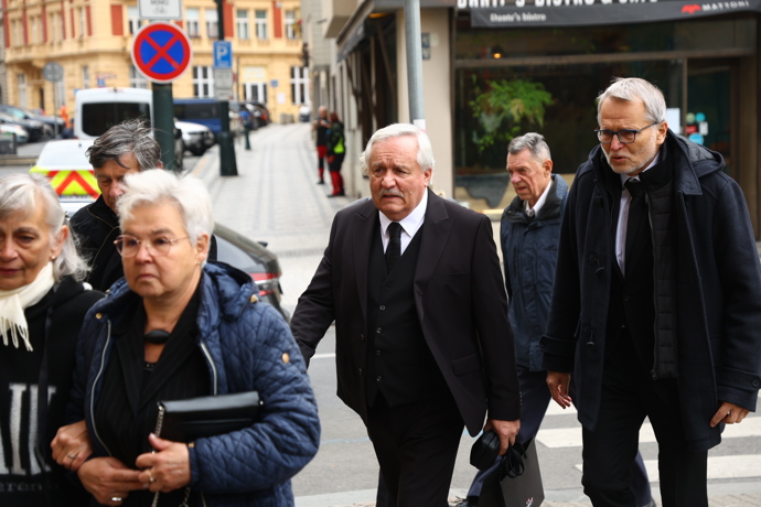 FOTO: Pohřeb Jiřího Štěpničky v Národním divadle. – stránka 110