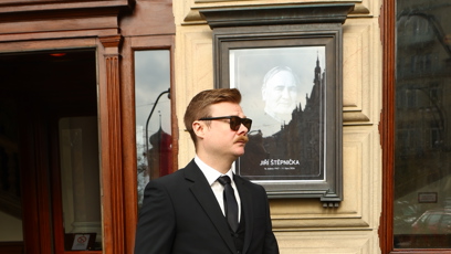 FOTO: Filip Kaňkovský se přišel rozloučit s Jiřím Štěpničkou.