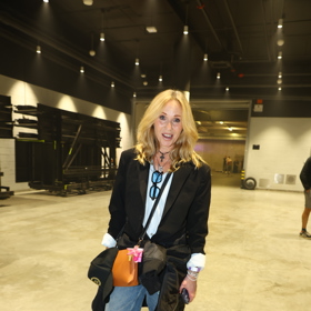 Tereza Pergnerová zvolila na koncert Luneticu uvolněný outfit.