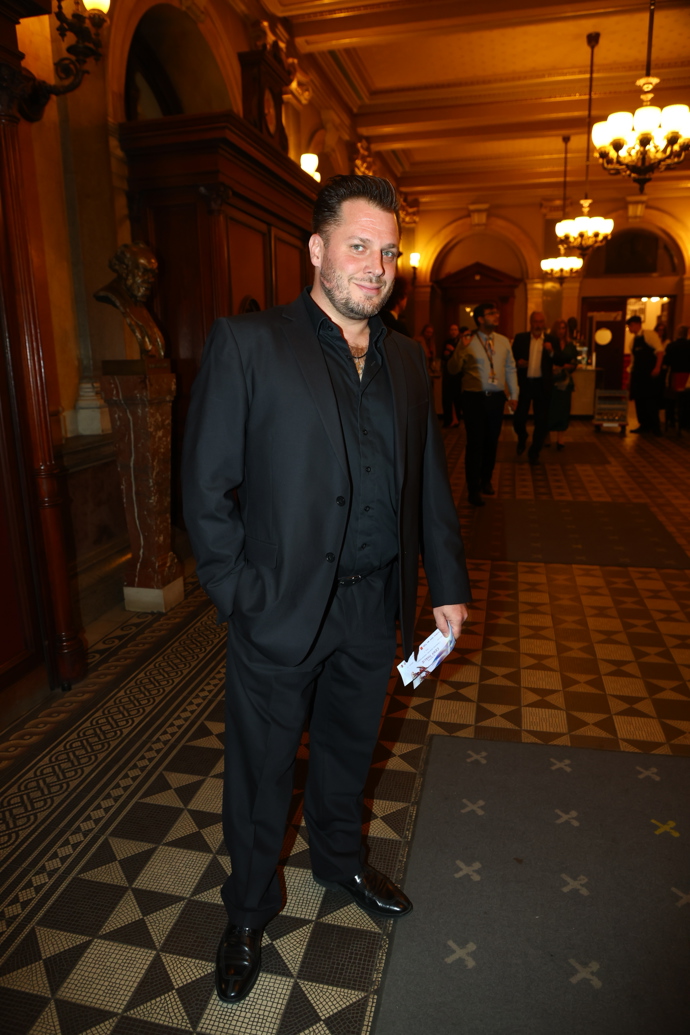 FOTO: Černý styl zvolil i zpěvák Tomáš Savka.