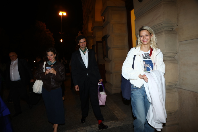 FOTO: Partneři stále zářili štěstím. – stránka 2